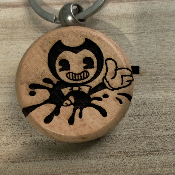 Bendy keychain - Picture 1 of 3